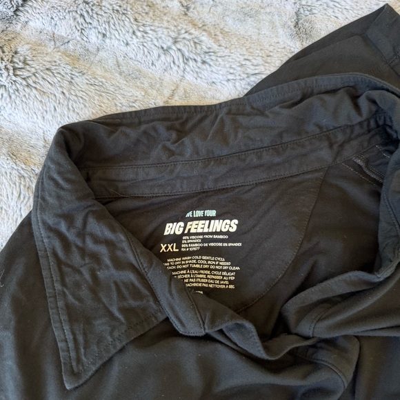 Alice + Olivia Big Feelings PJ Top - Picture 4 of 4